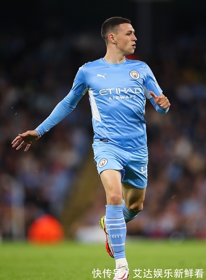 许多人在参 许多人在参