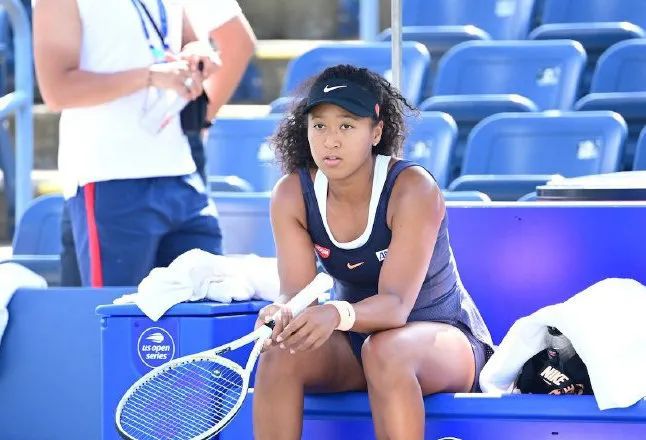 因伤病而被 因伤病而被