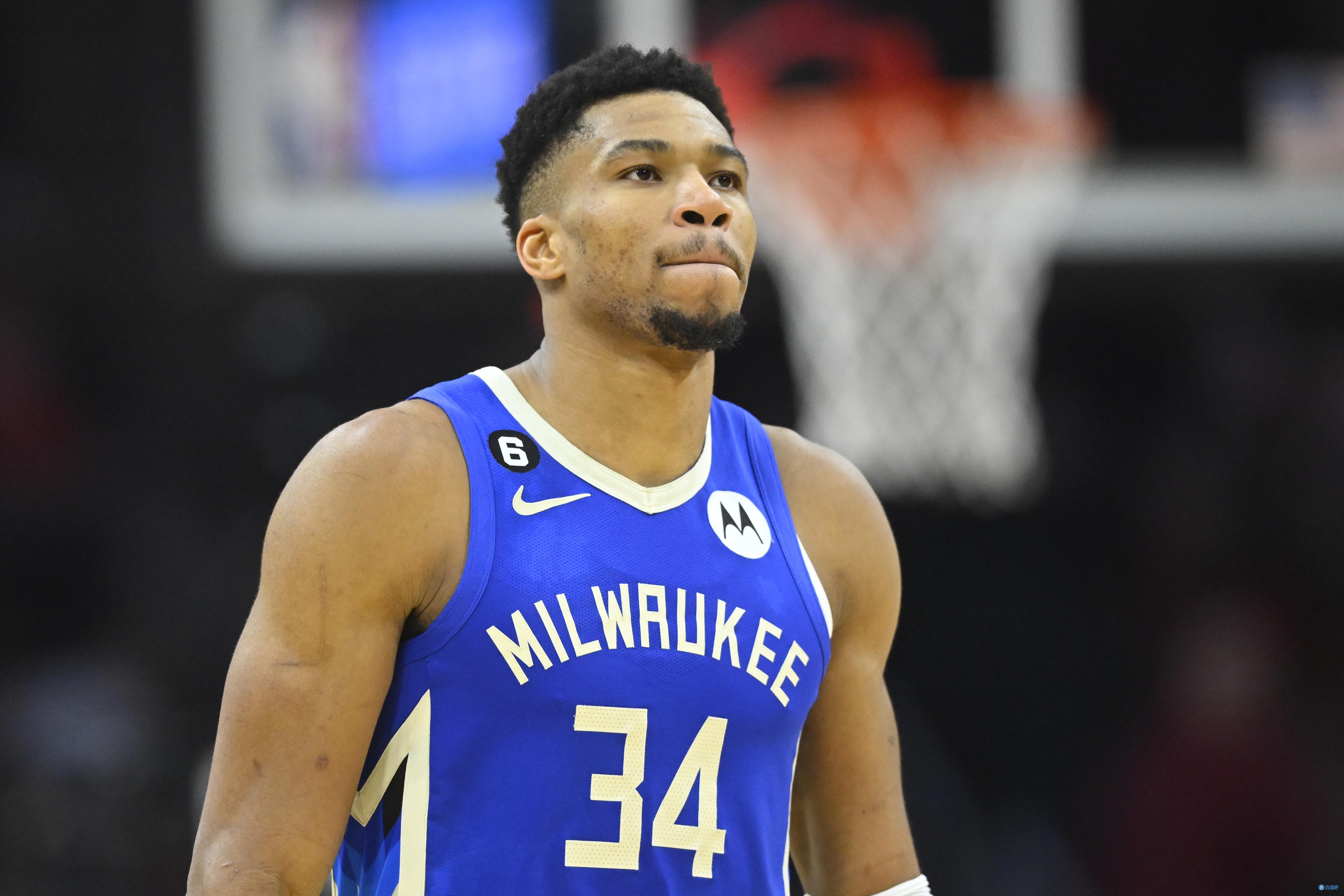 以阵容为纲 以阵容为纲